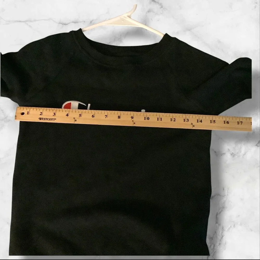Champion Authentic Athleticwear Girls Size S Black Pullover Crew Neck Sweatshirt